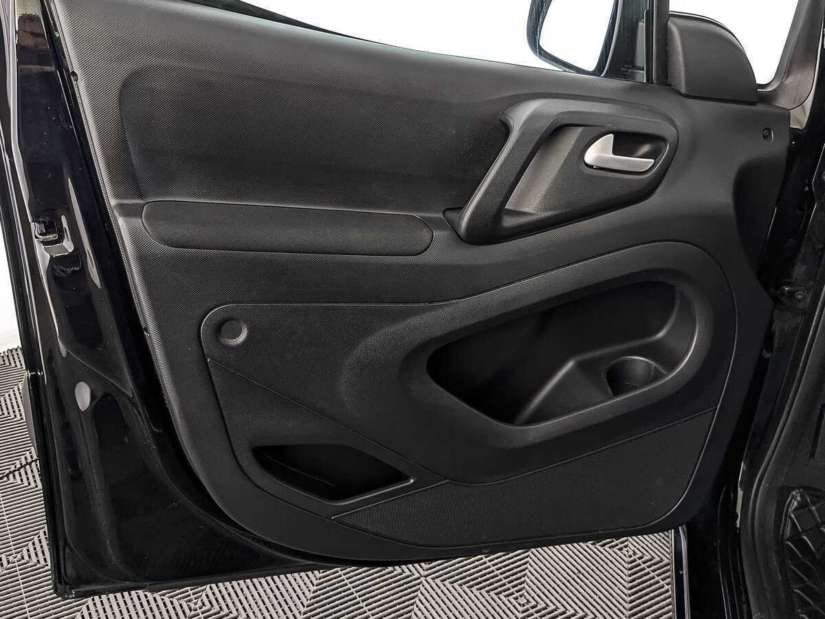 Купить Opel Combo с пробегом. Фото: #18