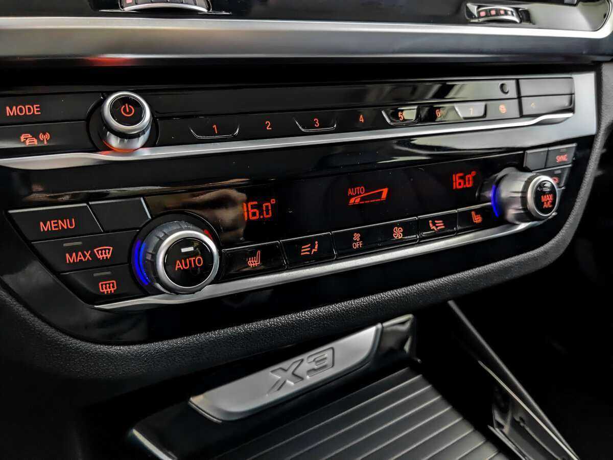 Купить BMW X3 с пробегом. Фото: #26