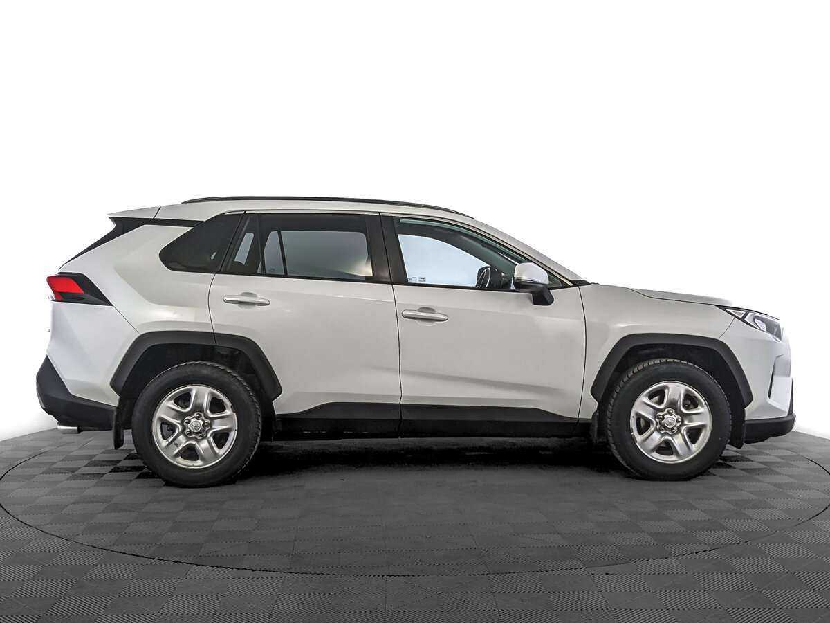 Купить Toyota RAV4 с пробегом. Фото: #3