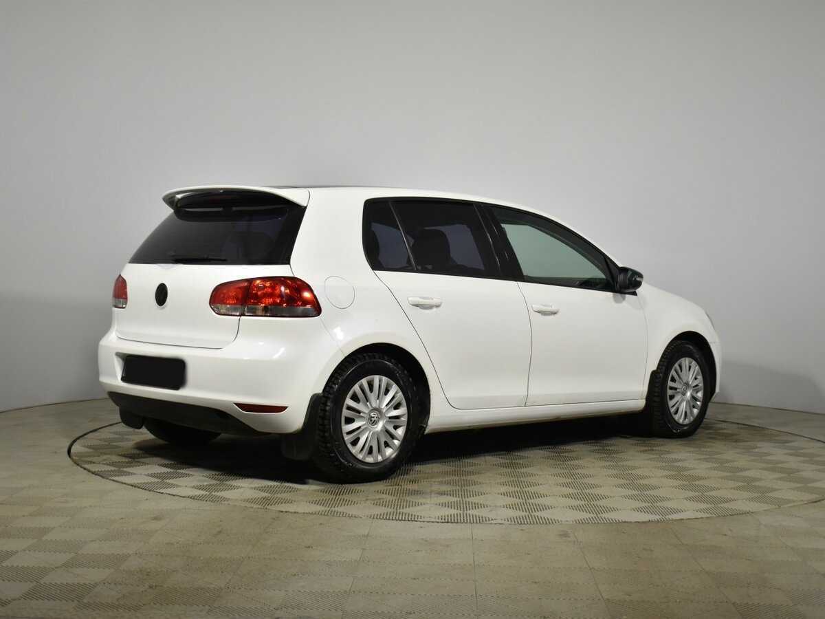 Купить Volkswagen Golf с пробегом. Фото: #4