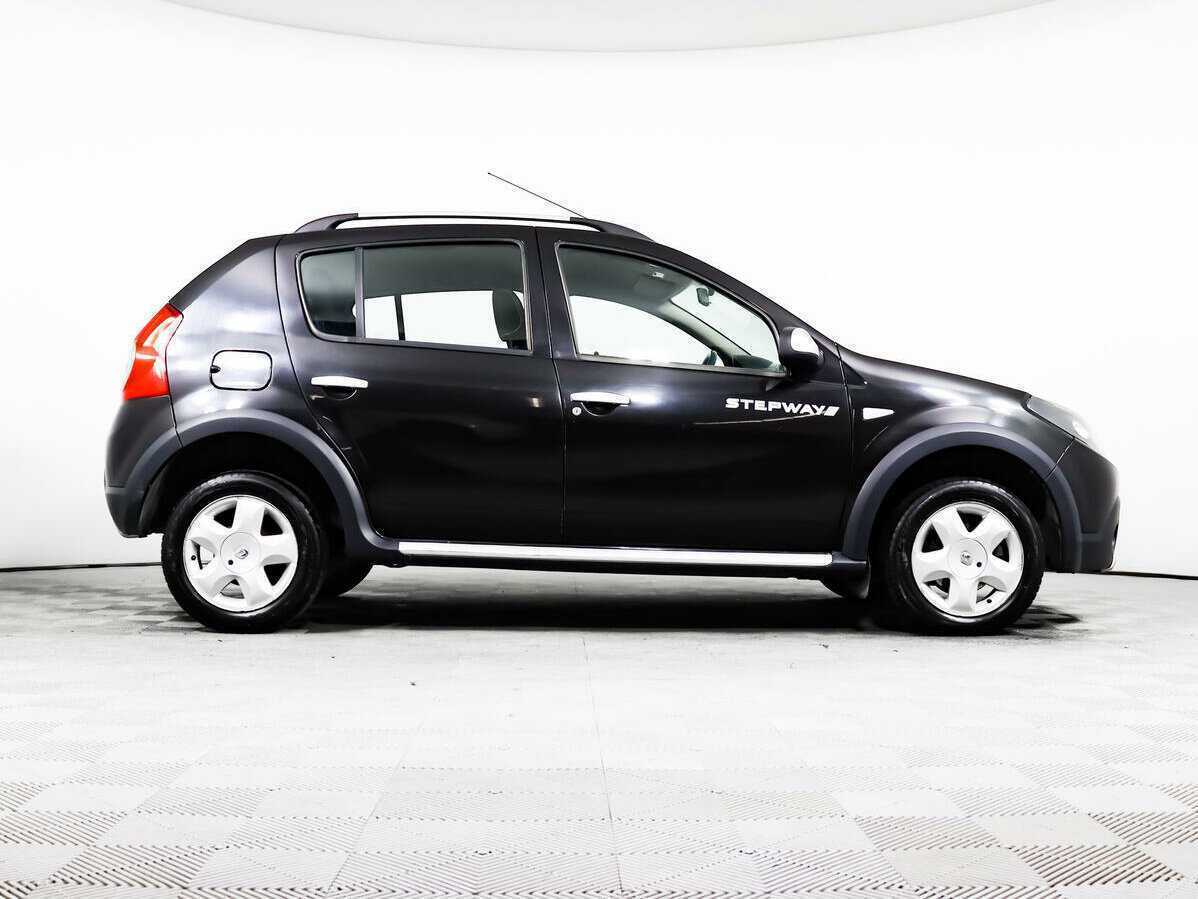 Купить Renault Sandero с пробегом. Фото: #3