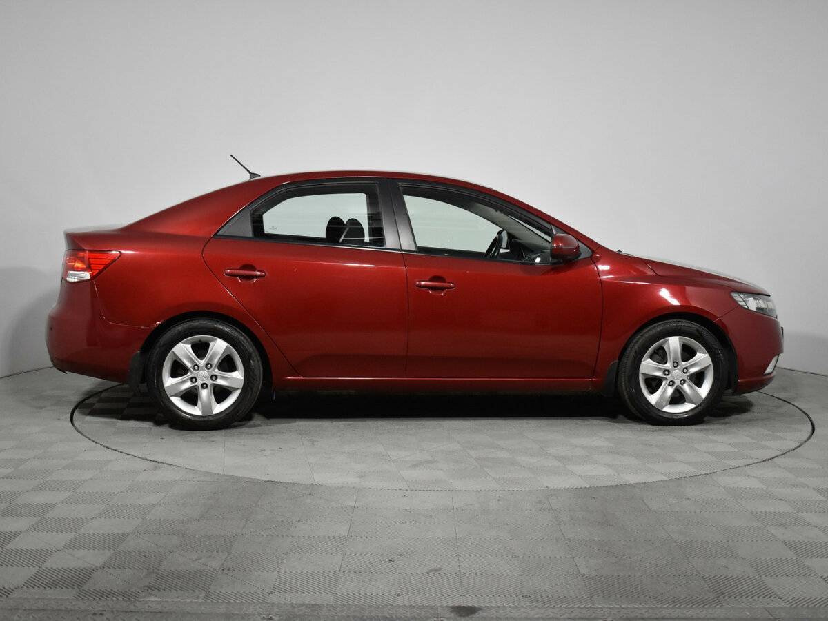 Купить Kia Cerato с пробегом. Фото: #3