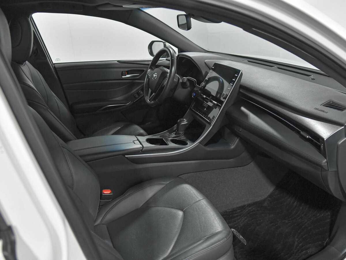 Купить Toyota Avalon с пробегом. Фото: #6