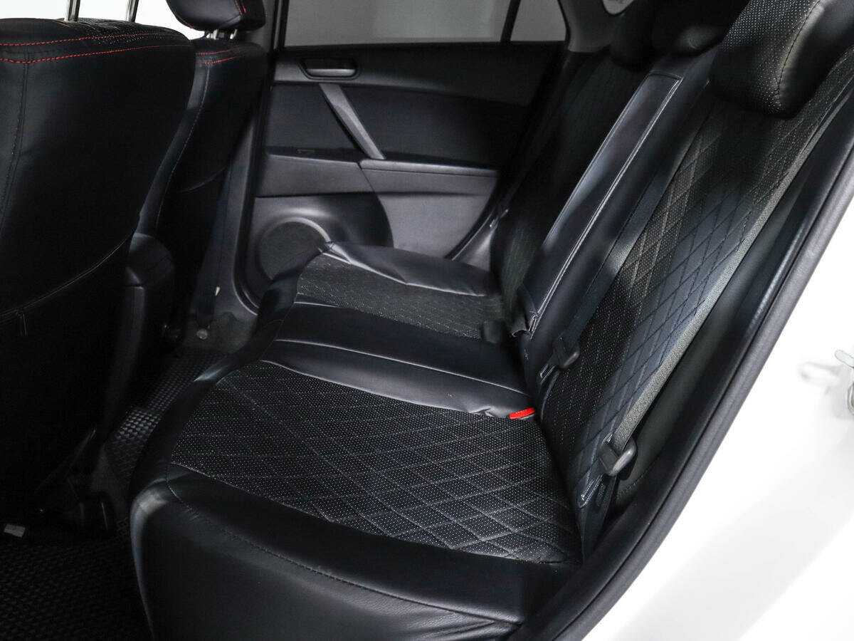 Купить Mazda 3 с пробегом. Фото: #9