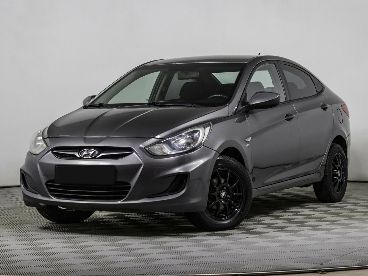 Купить Hyundai Solaris с пробегом. Фото: #0