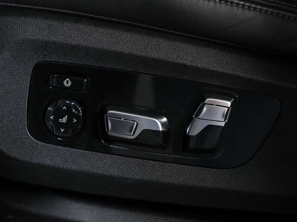 Купить BMW X7 с пробегом. Фото: #21