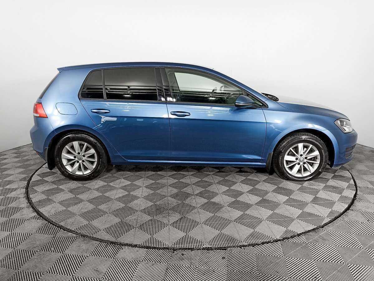 Купить Volkswagen Golf с пробегом. Фото: #3