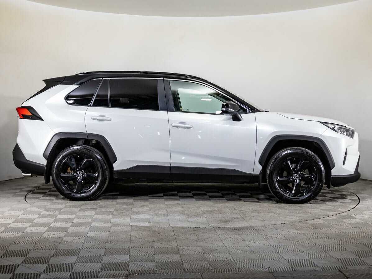 Купить Toyota RAV4 с пробегом. Фото: #3