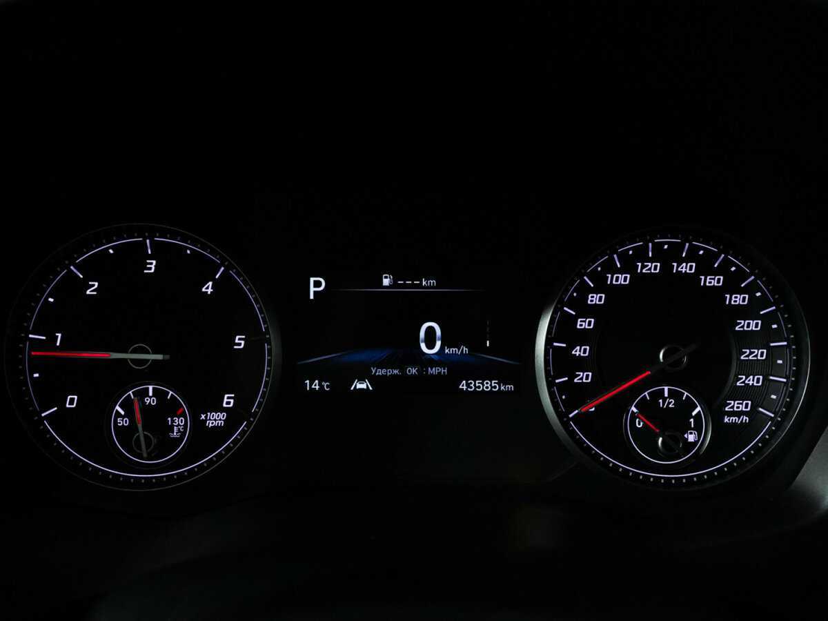 Купить Hyundai Santa Fe с пробегом. Фото: #11