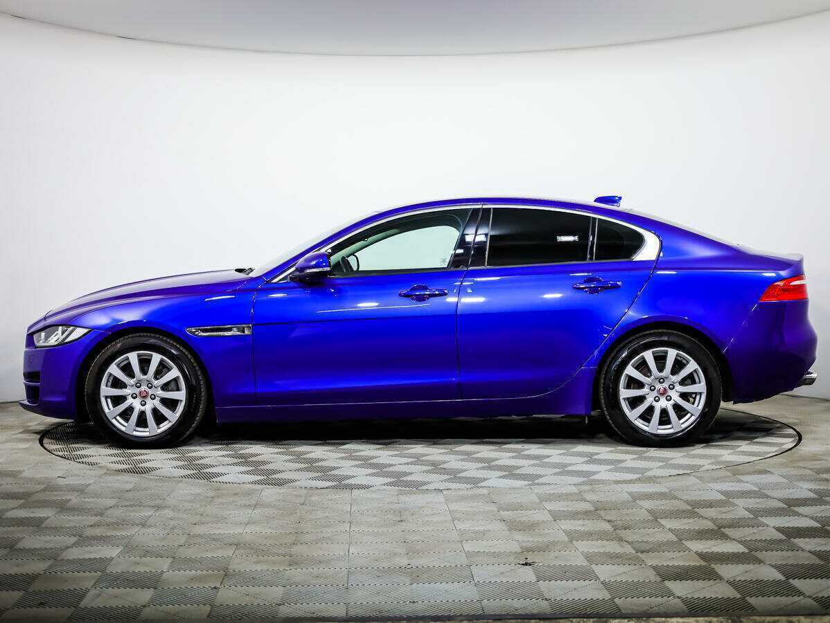 Купить Jaguar XE с пробегом. Фото: #6