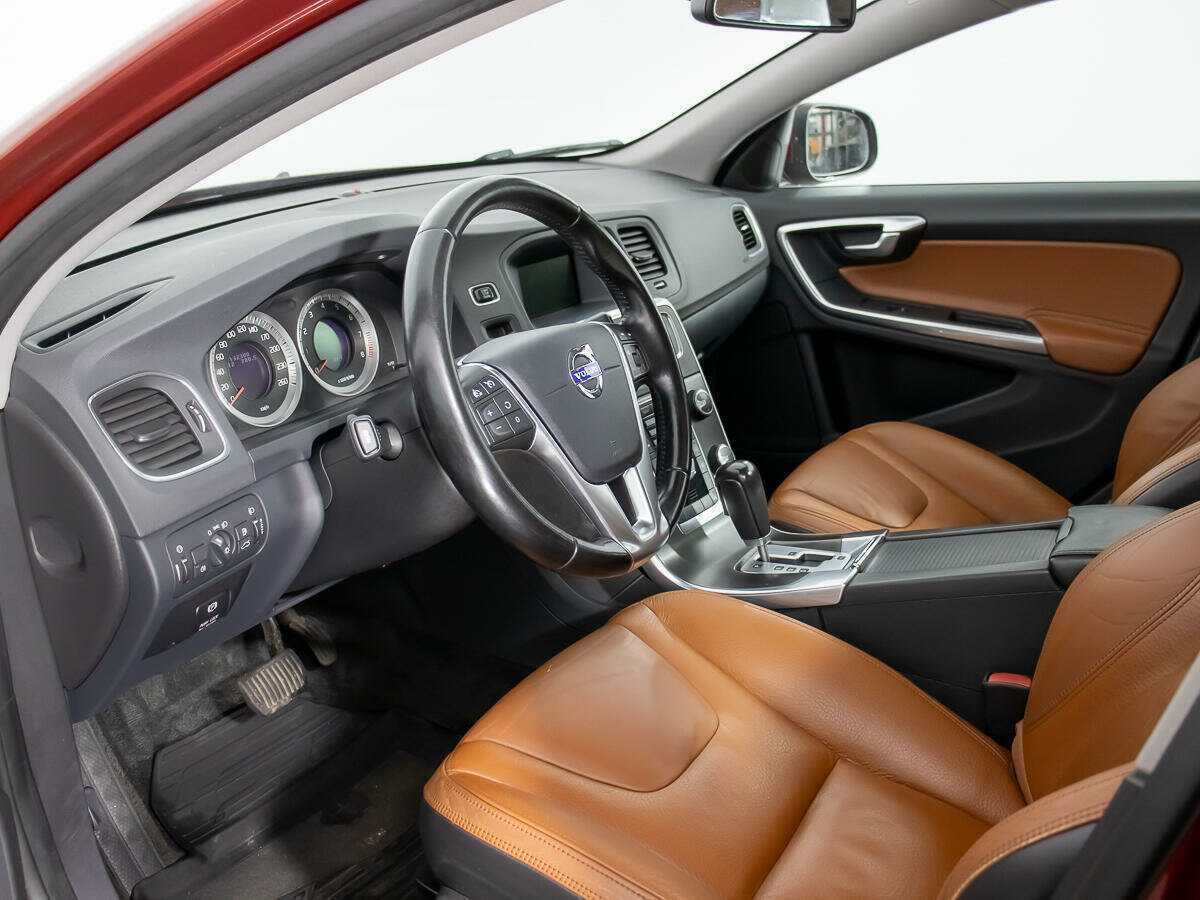 Купить Volvo S60 с пробегом. Фото: #8