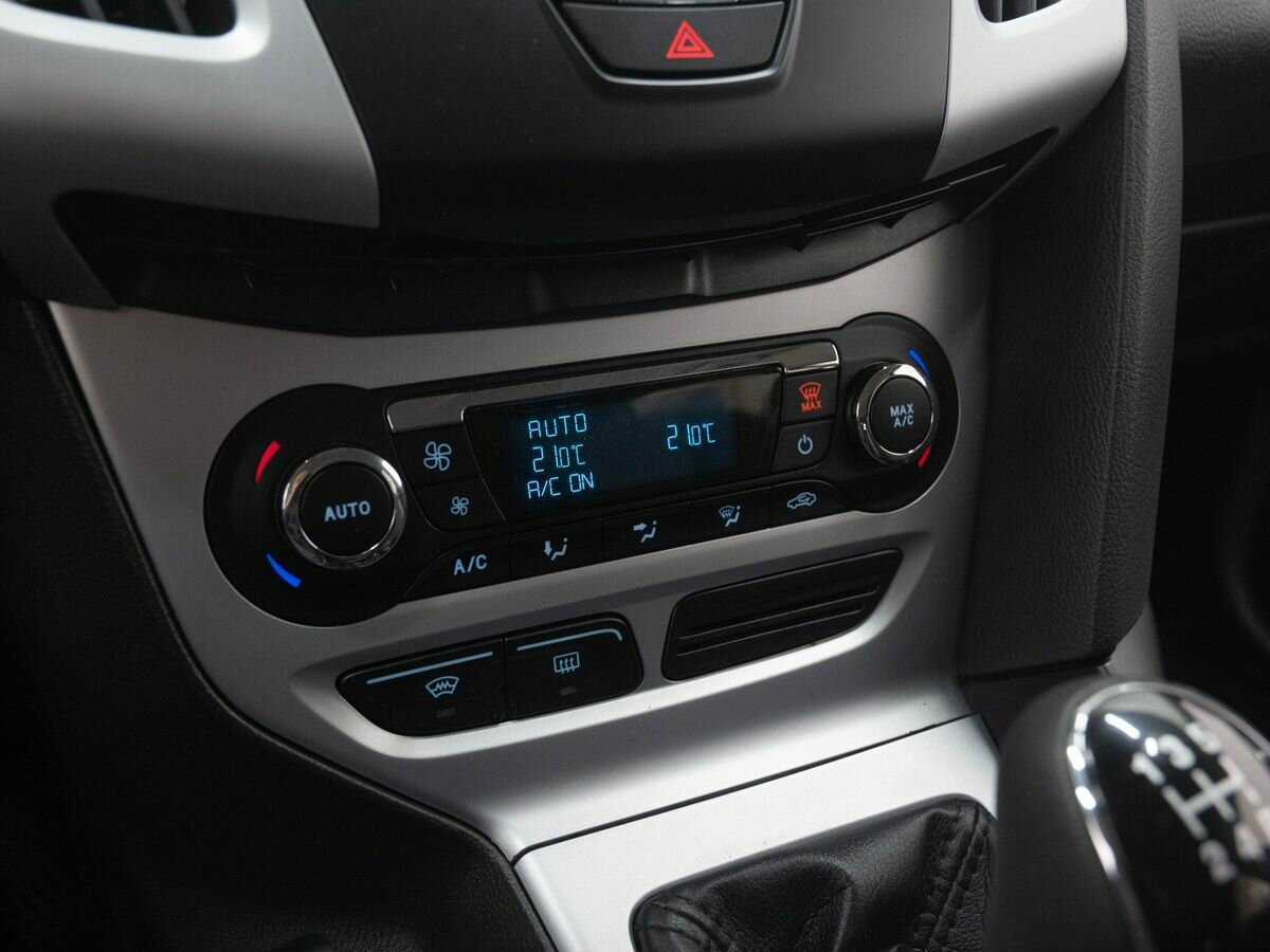 Купить Ford Focus с пробегом. Фото: #15