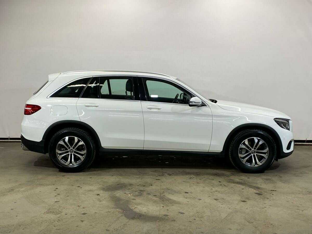 Купить Mercedes-Benz GLC с пробегом. Фото: #3