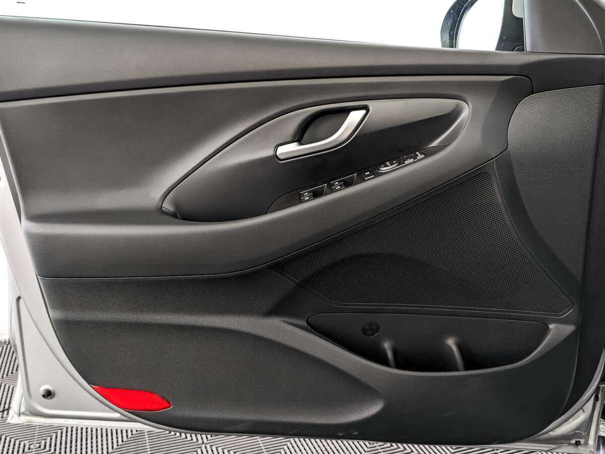 Купить Hyundai i30 с пробегом. Фото: #18
