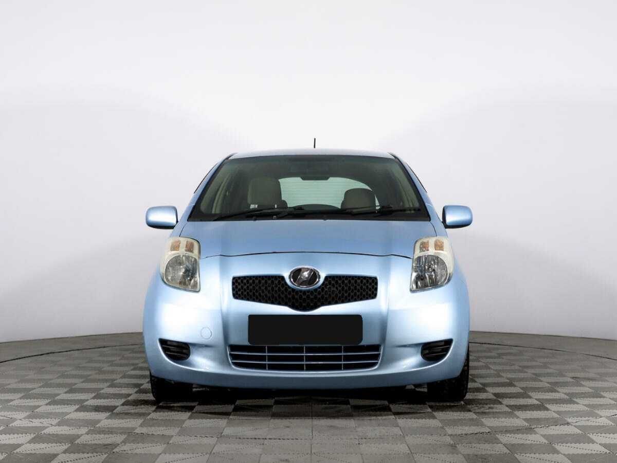 Купить Toyota Vitz с пробегом. Фото: #1