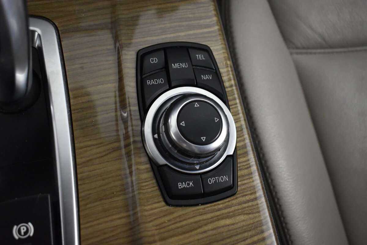 Купить BMW X3 с пробегом. Фото: #18