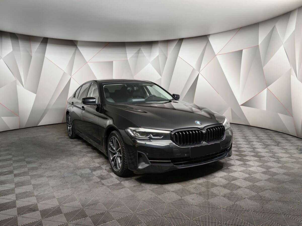 Купить BMW 5 серии с пробегом. Фото: #2