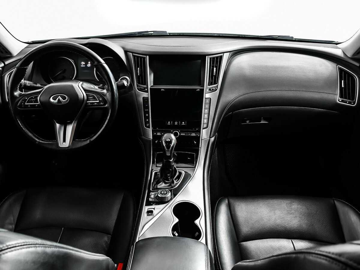 Купить Infiniti Q50 с пробегом. Фото: #10