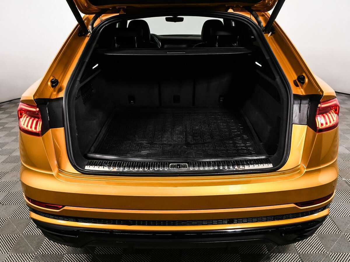 Купить Audi Q8 с пробегом. Фото: #20