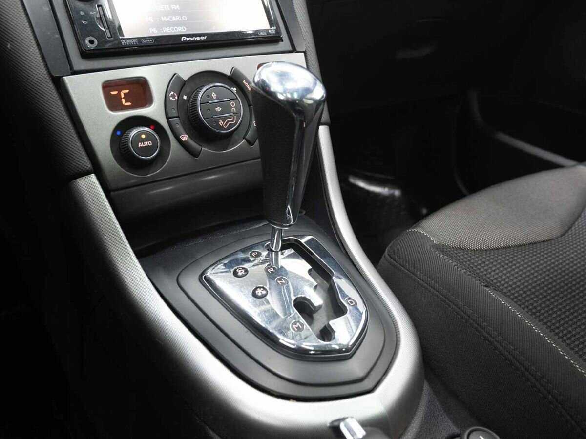 Купить Peugeot 308 с пробегом. Фото: #18
