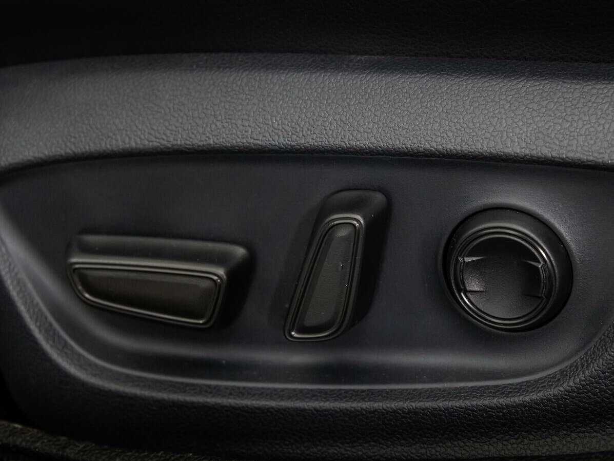 Купить Toyota Camry с пробегом. Фото: #19
