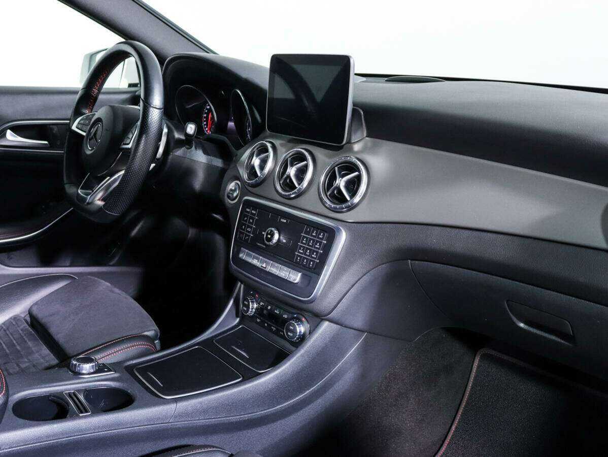 Купить Mercedes-Benz CLA с пробегом. Фото: #8