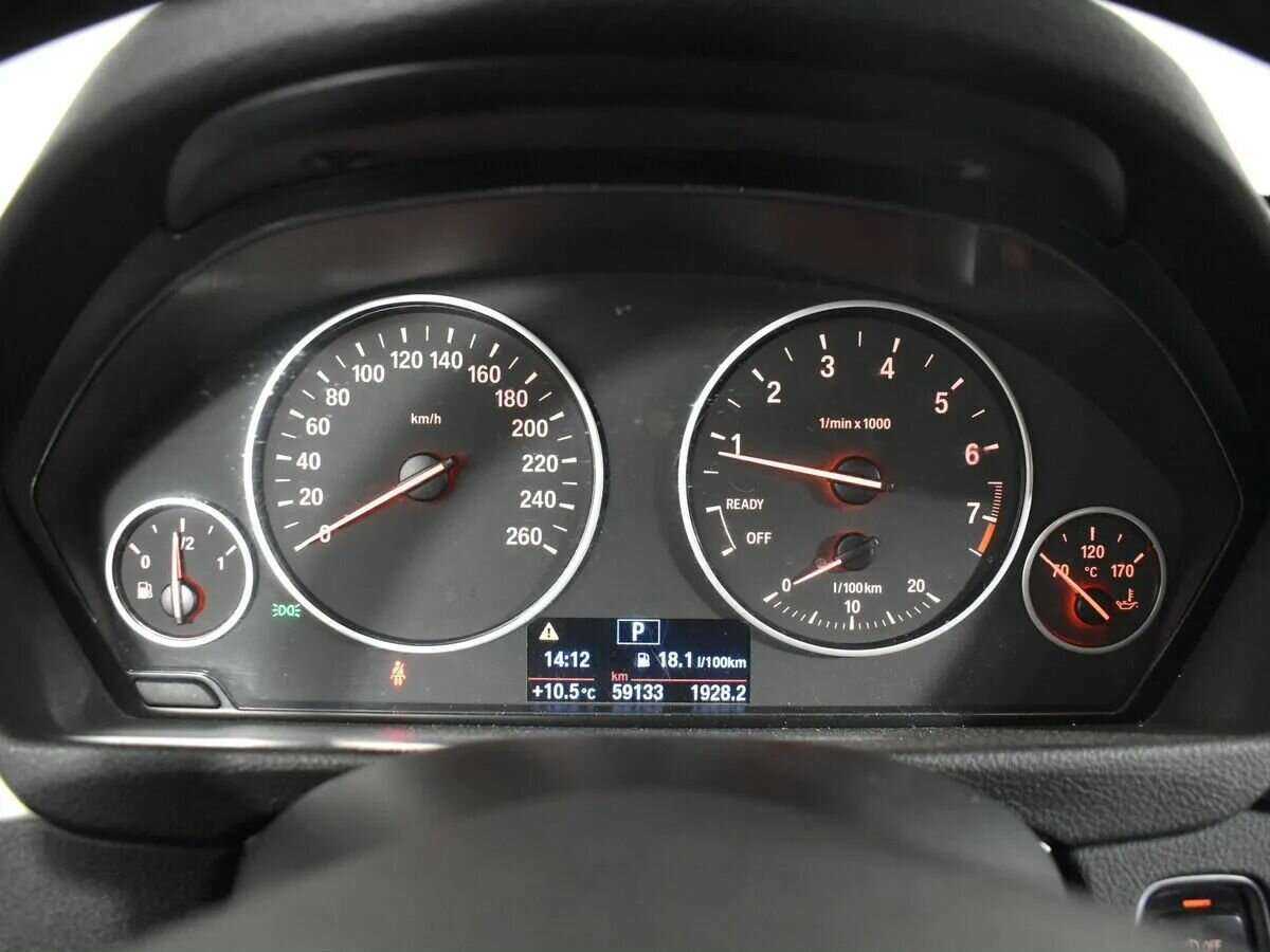 Купить BMW 3 серии с пробегом. Фото: #8