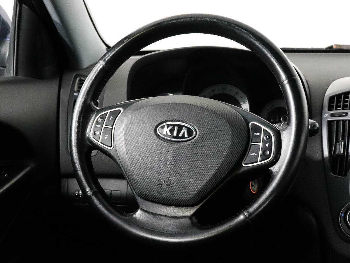 Купить Kia Ceed с пробегом. Фото: #11