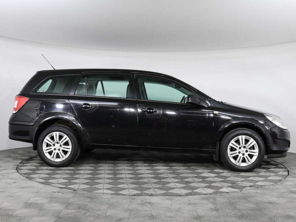 Купить Opel Astra с пробегом. Фото: #4