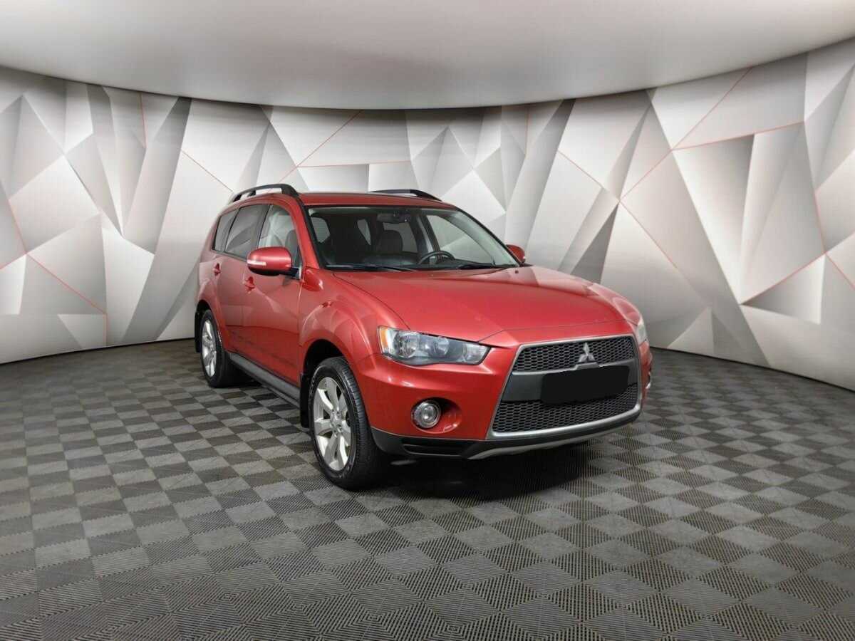 Купить Mitsubishi Outlander с пробегом. Фото: #2