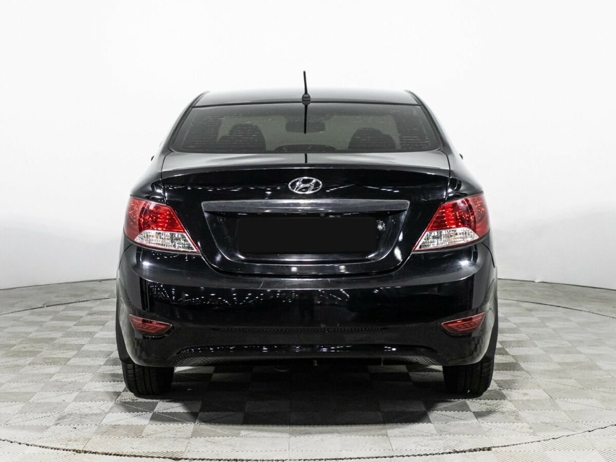 Купить Hyundai Solaris с пробегом. Фото: #5