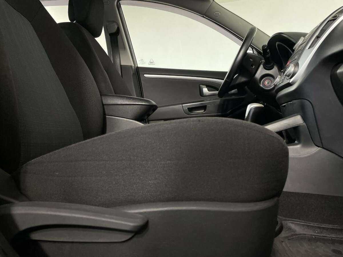 Купить Kia Ceed с пробегом. Фото: #13