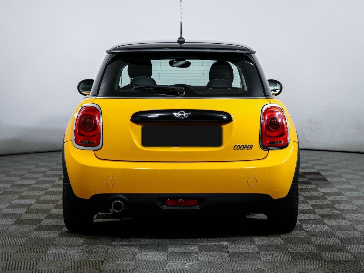 Купить Mini Hatch с пробегом. Фото: #5