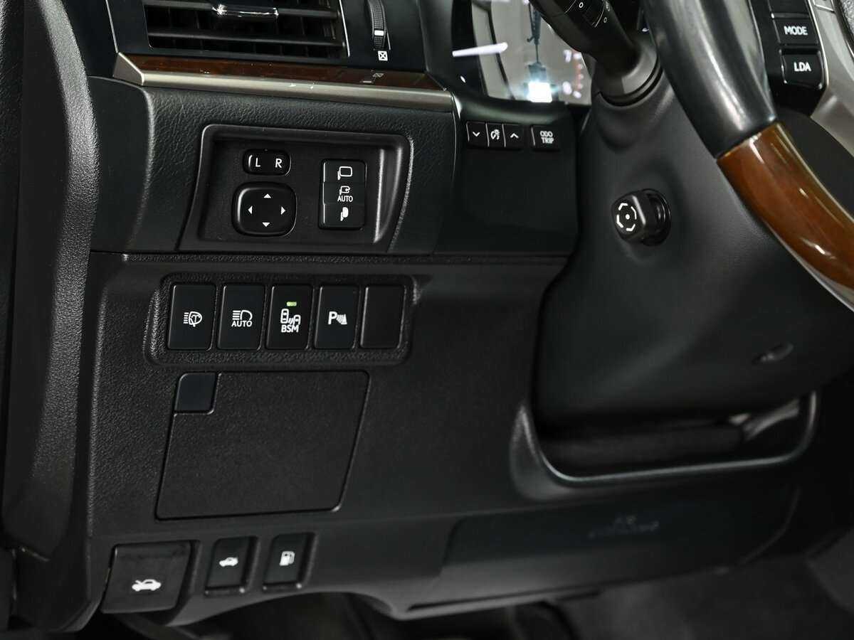 Купить Lexus ES с пробегом. Фото: #9