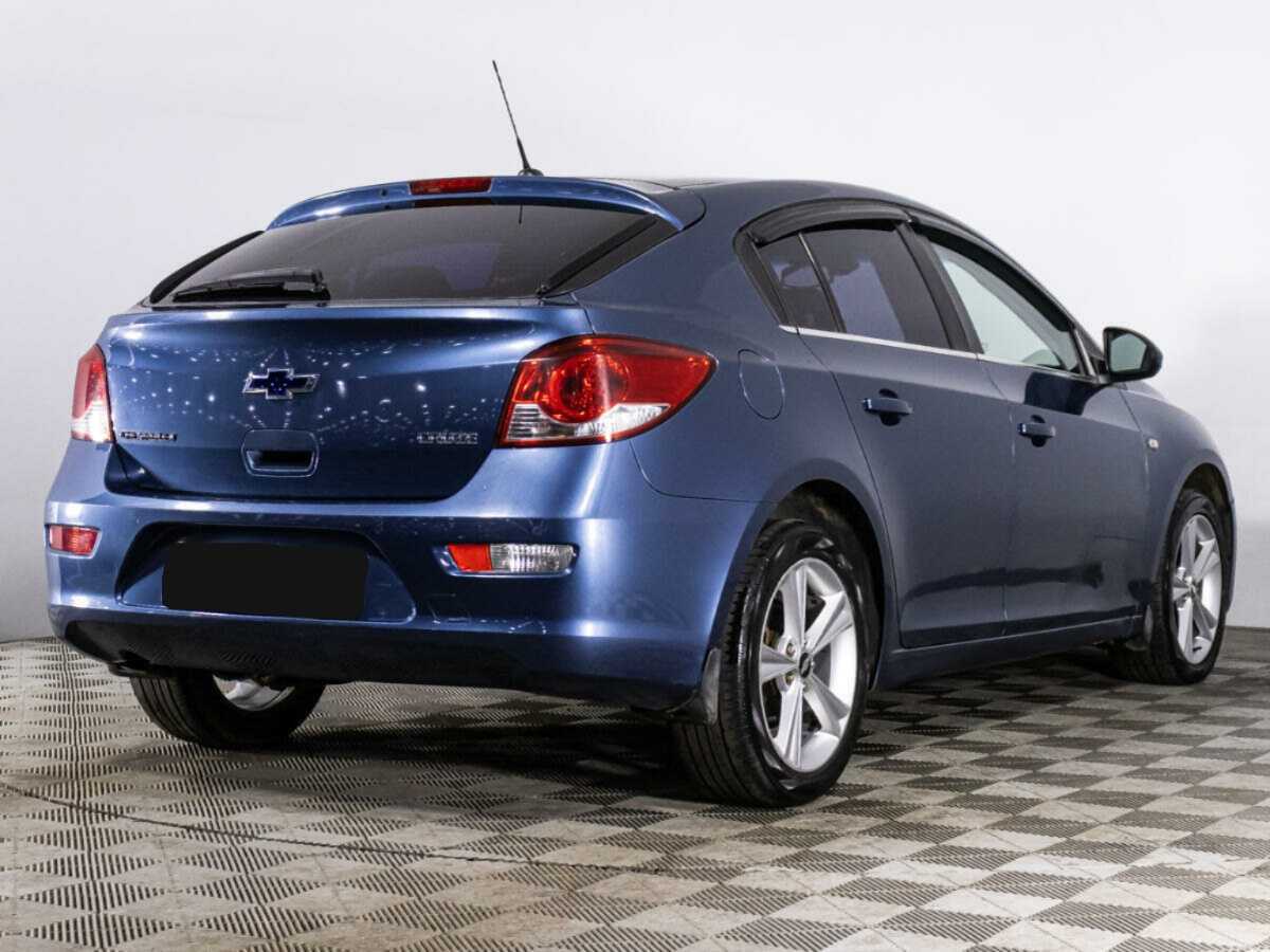 Купить Chevrolet Cruze с пробегом. Фото: #4
