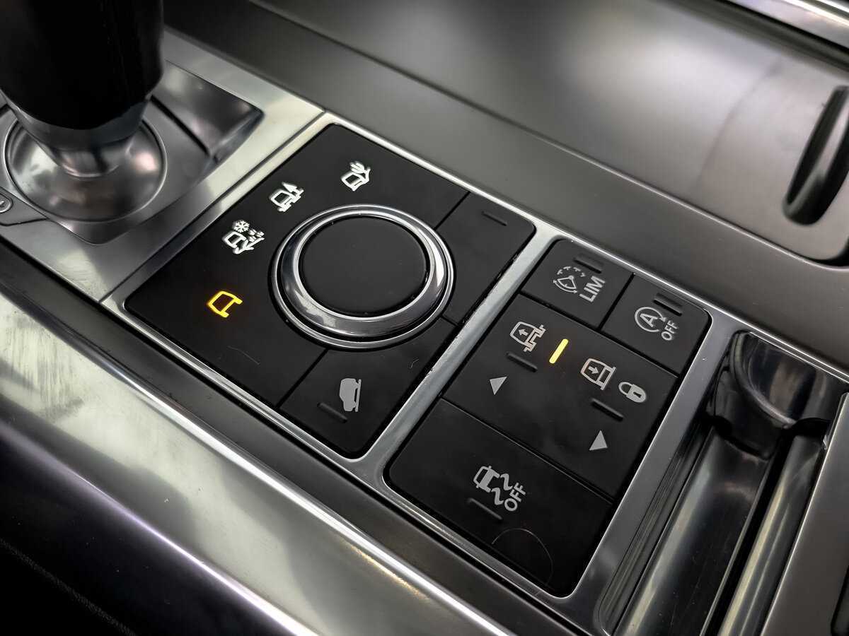 Купить Land Rover Range Rover Sport с пробегом. Фото: #22