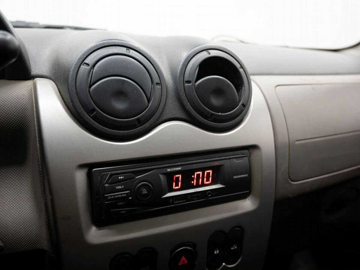 Купить Renault Logan с пробегом. Фото: #15