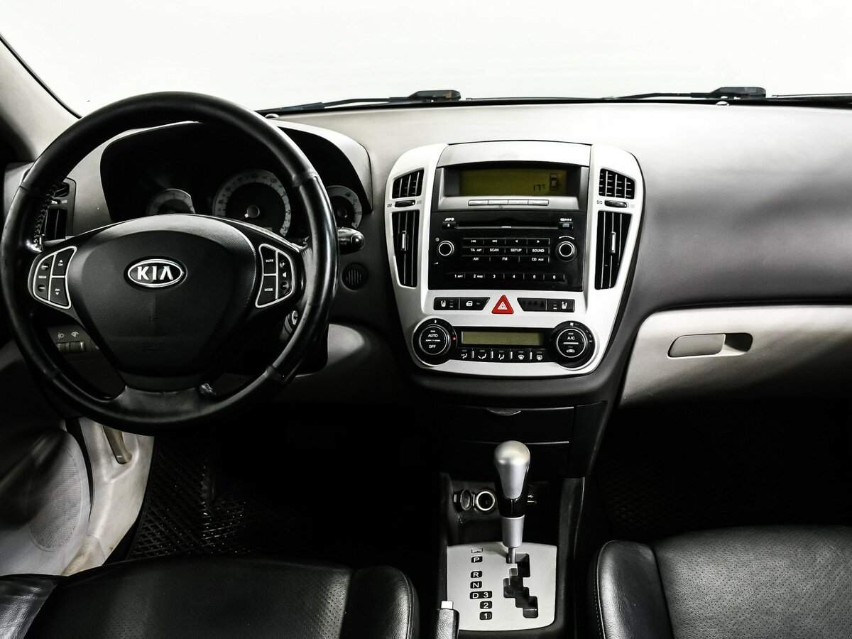 Купить Kia Ceed с пробегом. Фото: #10