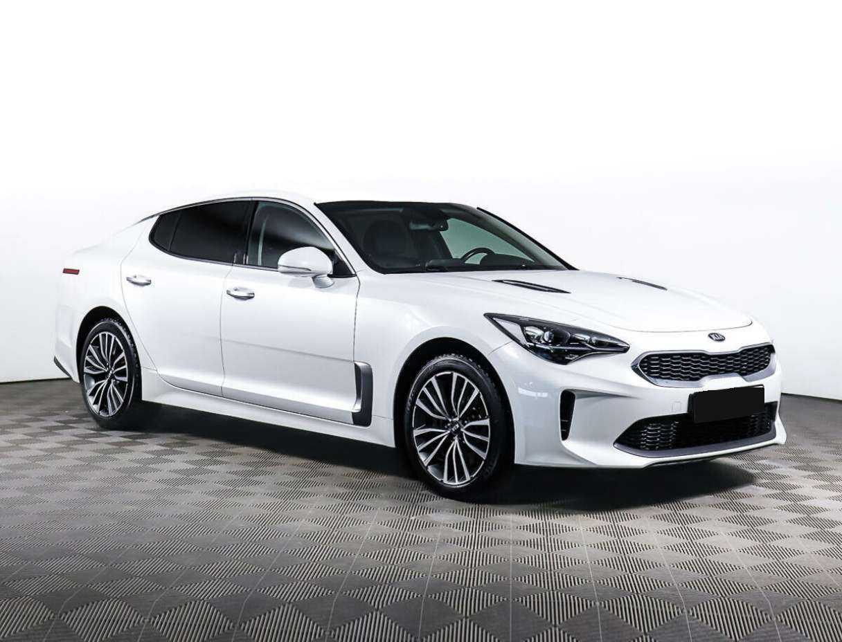 Купить Kia Stinger с пробегом. Фото: #2