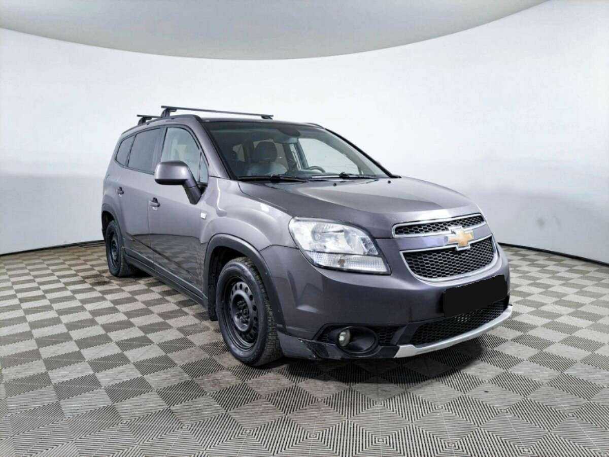 Купить Chevrolet Orlando с пробегом. Фото: #2