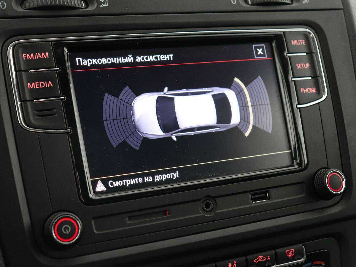 Купить Volkswagen Golf с пробегом. Фото: #8