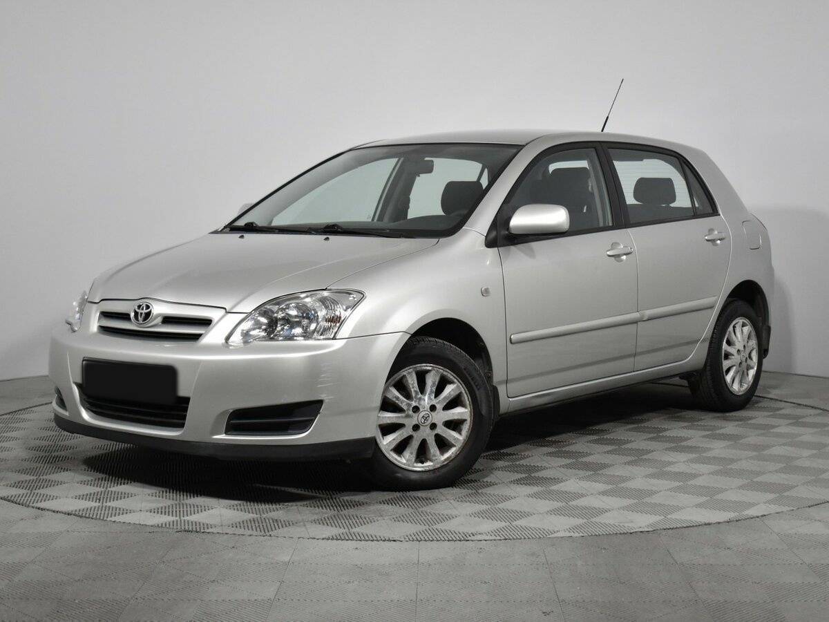 Купить Toyota Corolla с пробегом. Посмотреть фото