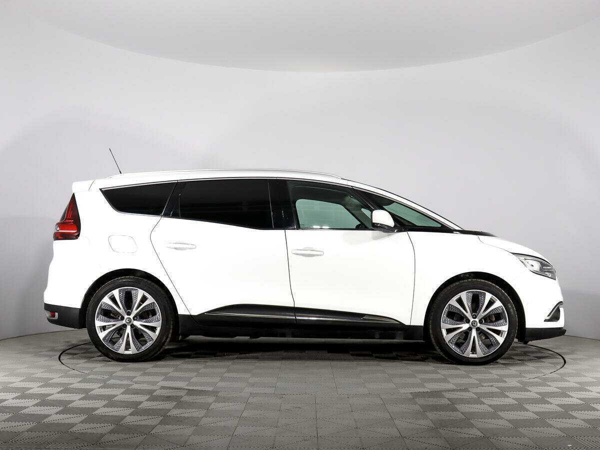 Купить Renault Scenic с пробегом. Фото: #3