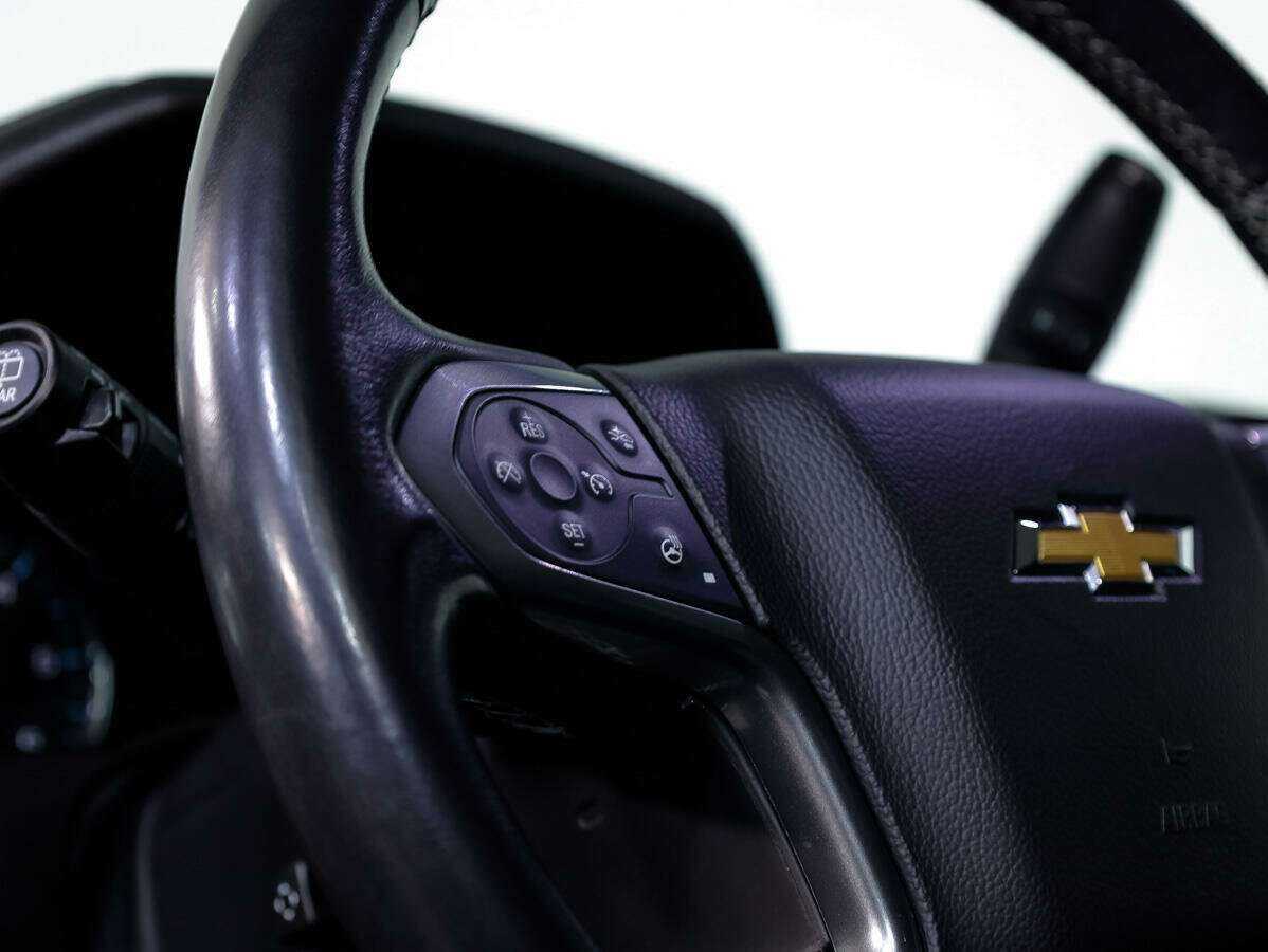 Купить Chevrolet Tahoe с пробегом. Фото: #21