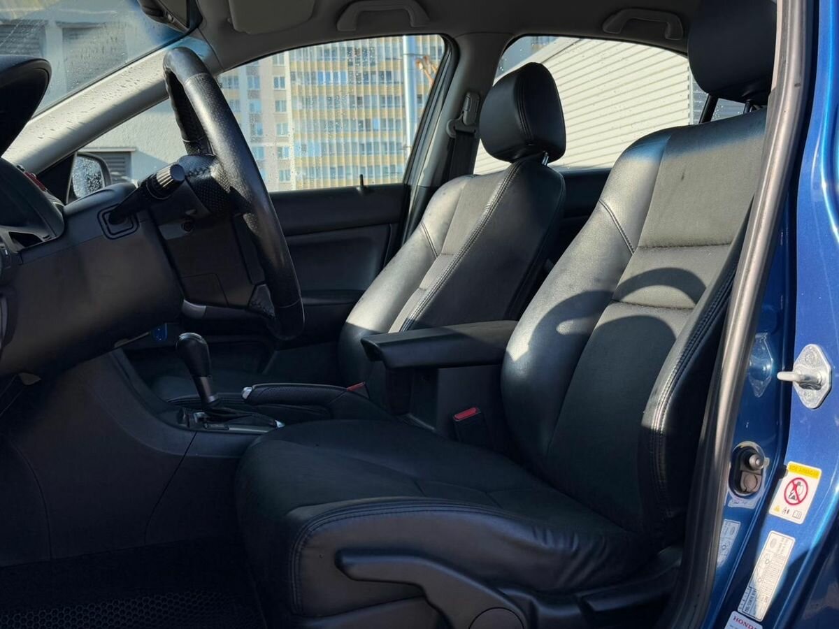 Купить Honda Accord с пробегом. Фото: #14