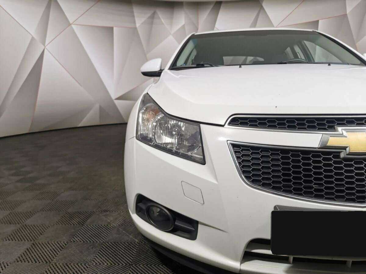 Купить Chevrolet Cruze с пробегом. Фото: #16
