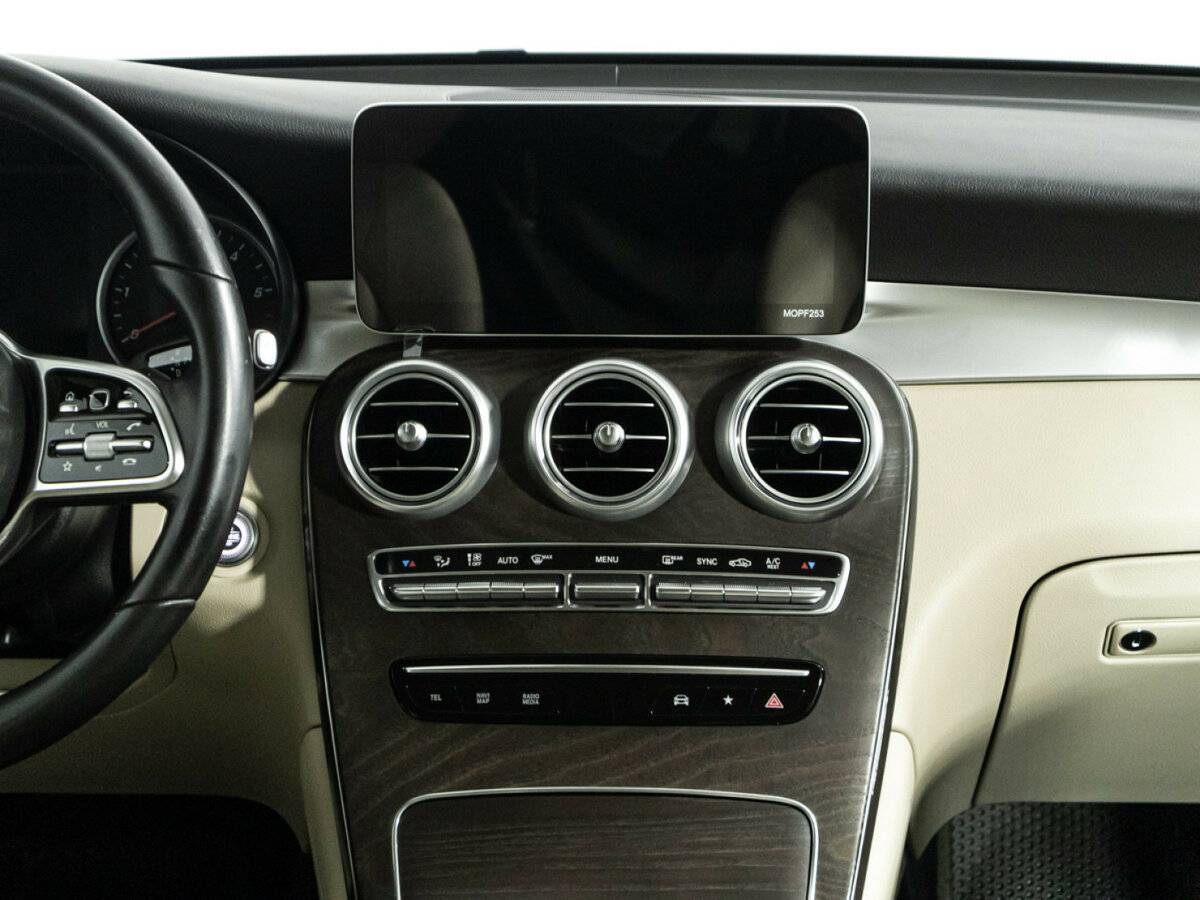 Купить Mercedes-Benz GLC с пробегом. Фото: #13