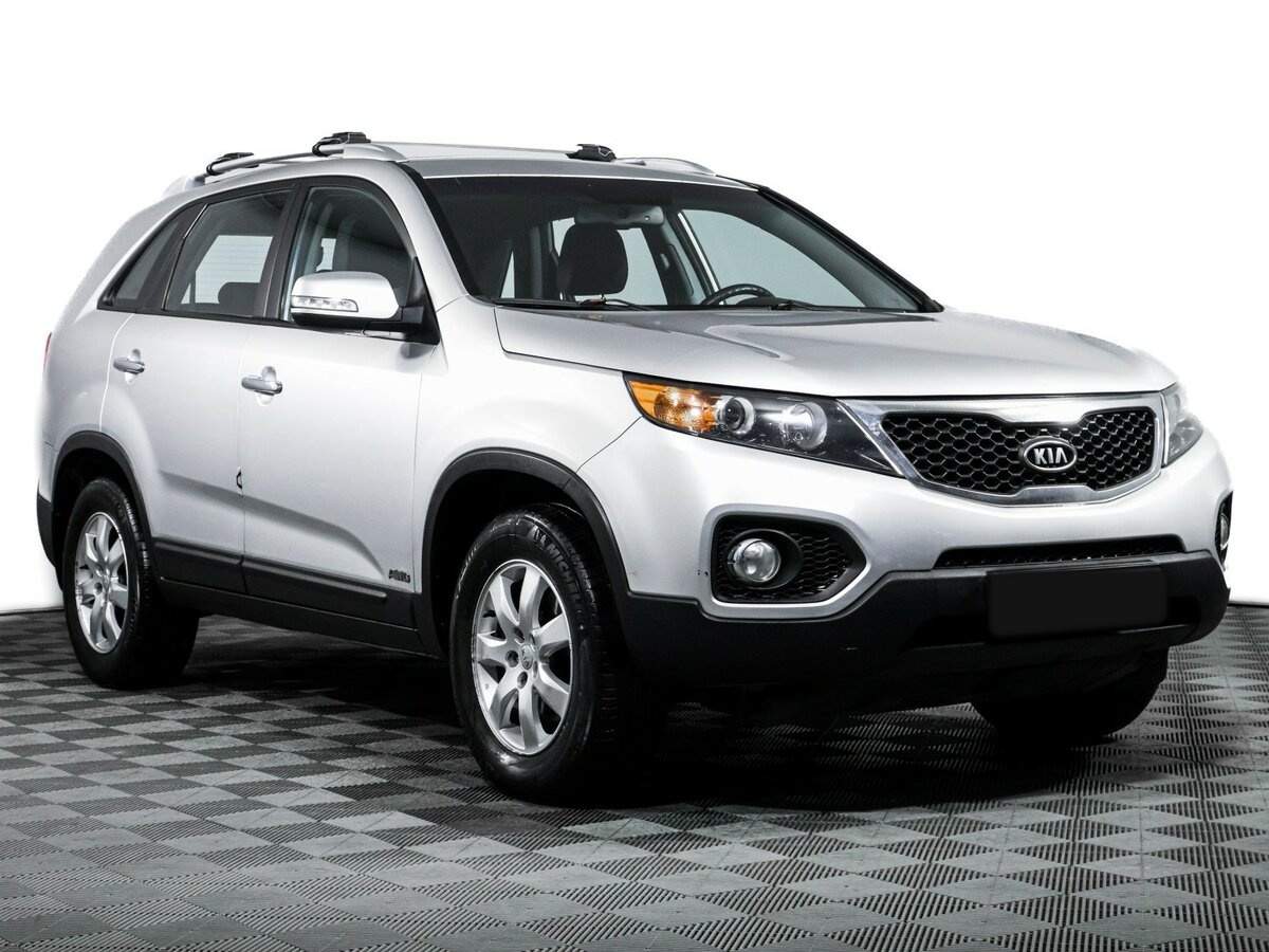 Купить Kia Sorento с пробегом. Фото: #2
