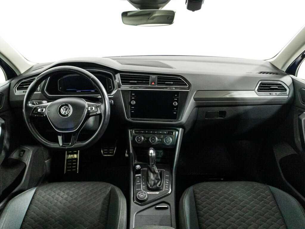Купить Volkswagen Tiguan с пробегом. Фото: #12