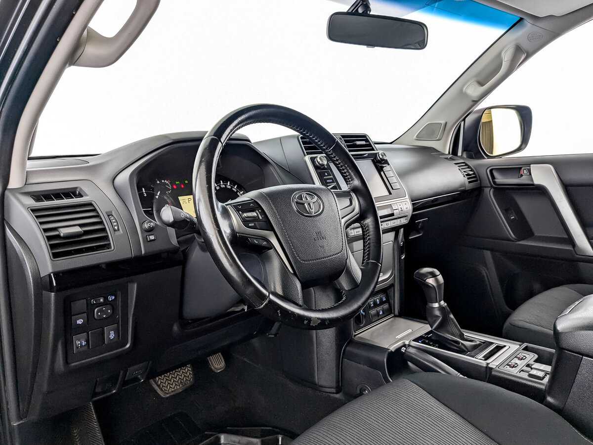 Купить Toyota Land Cruiser Prado с пробегом. Фото: #13